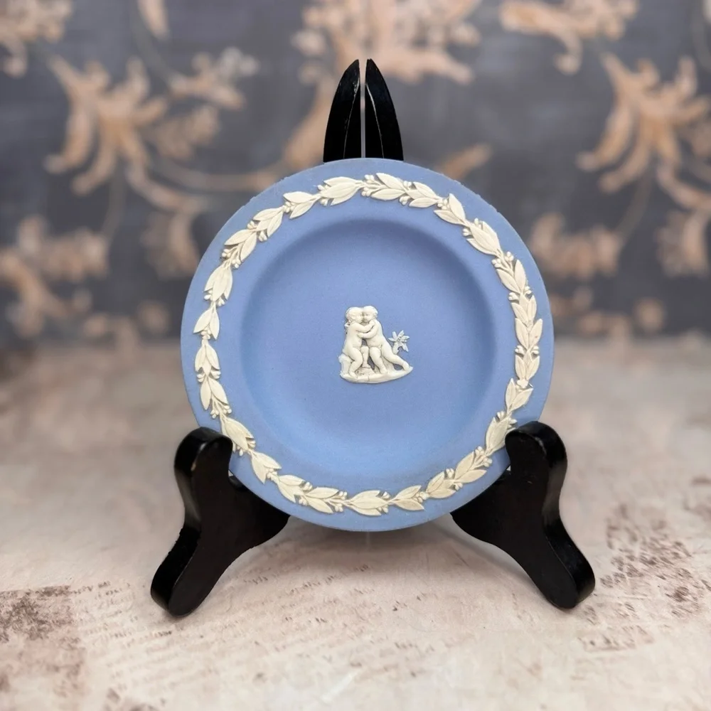Vintage Wedgwood Blue Jasperware Cherub Pin Dish 1970 England